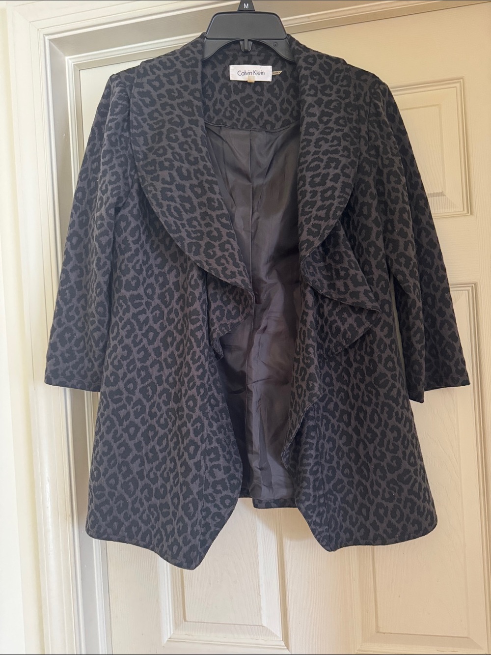 Calvin Klein Women’s Gray Leopard Print Cardigan Size Large Open Blazer
